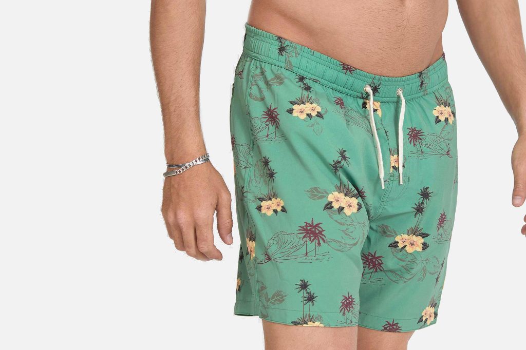 LB SWIMSHORT GREEN HIBISCUS