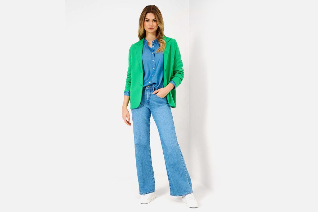 VIVIENN BLUE