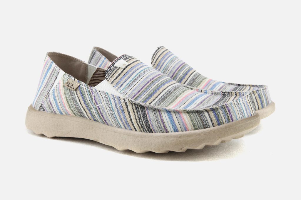 KICKBACK COUCH STRIPED CANVAS
