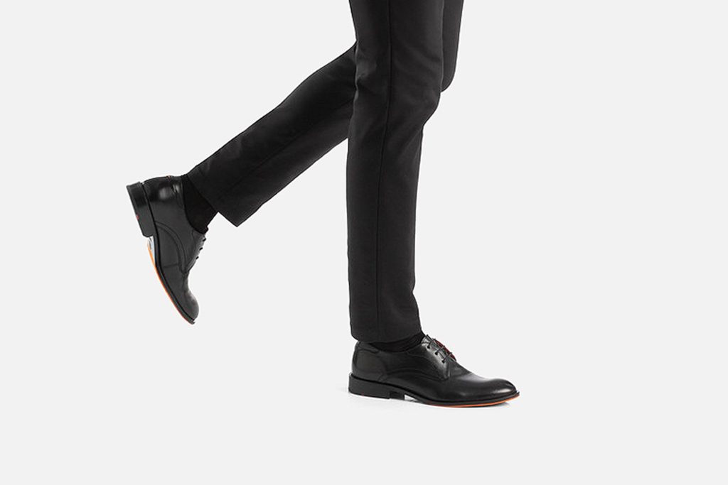 PARBAT BLACK