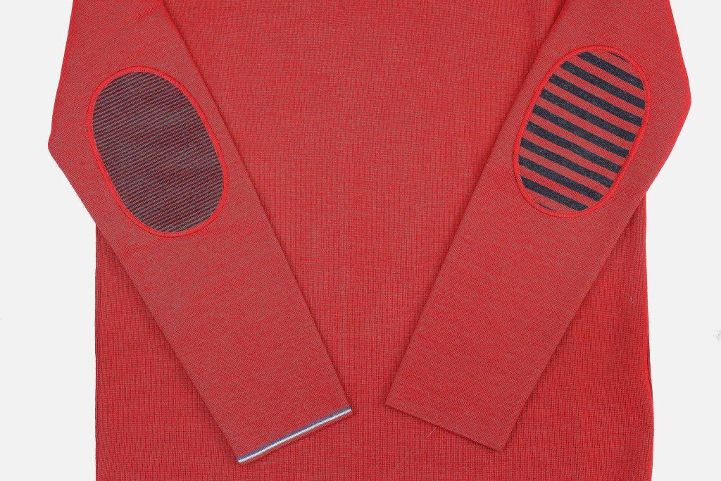 PULL COL V ROUGE