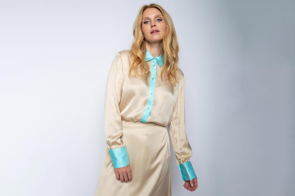 ESMERALDA TOP SATIN GOLD