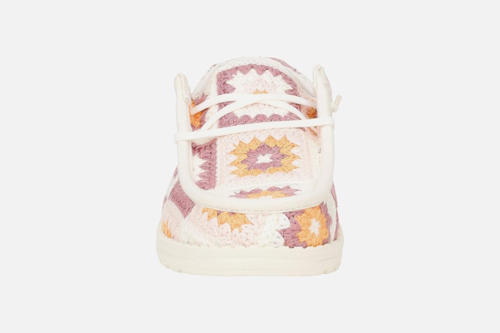 WENDY COTTAGE CROCHET PINK