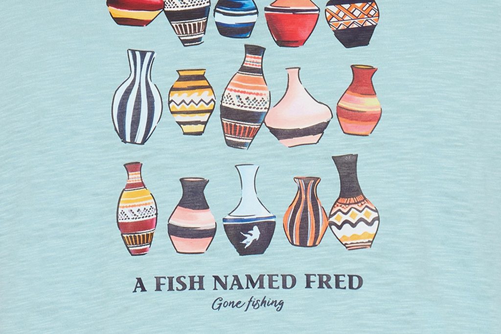 TSHIRT VASE LIGHT BLUE
