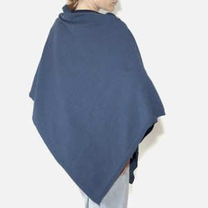 PONCHO BERTHE BLEU NUIT – Image 3