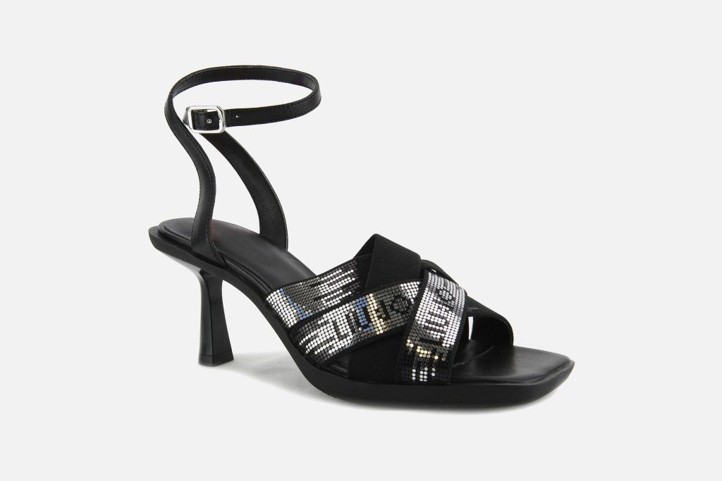 LORYE BLACK SH
