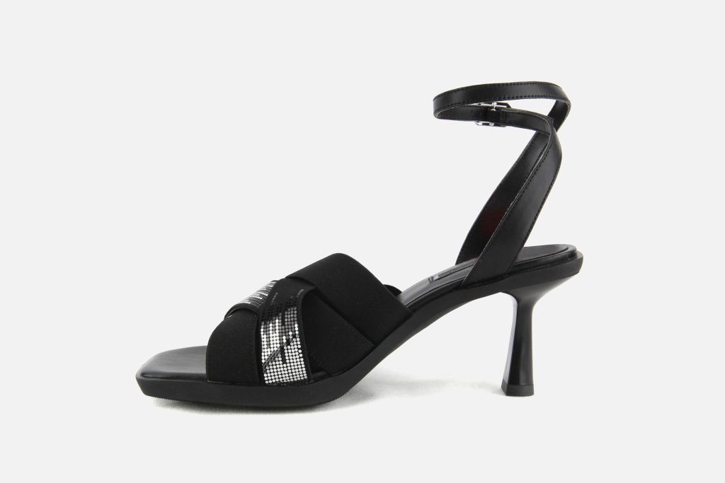 LORYE BLACK SH
