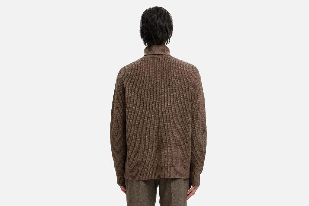 LAND KNIT RLX ROLL NECK COFFE