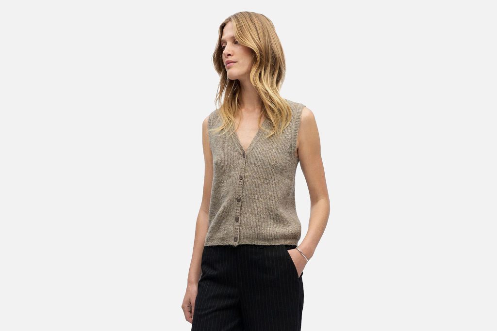 DIANA VNECK VEST MOREL