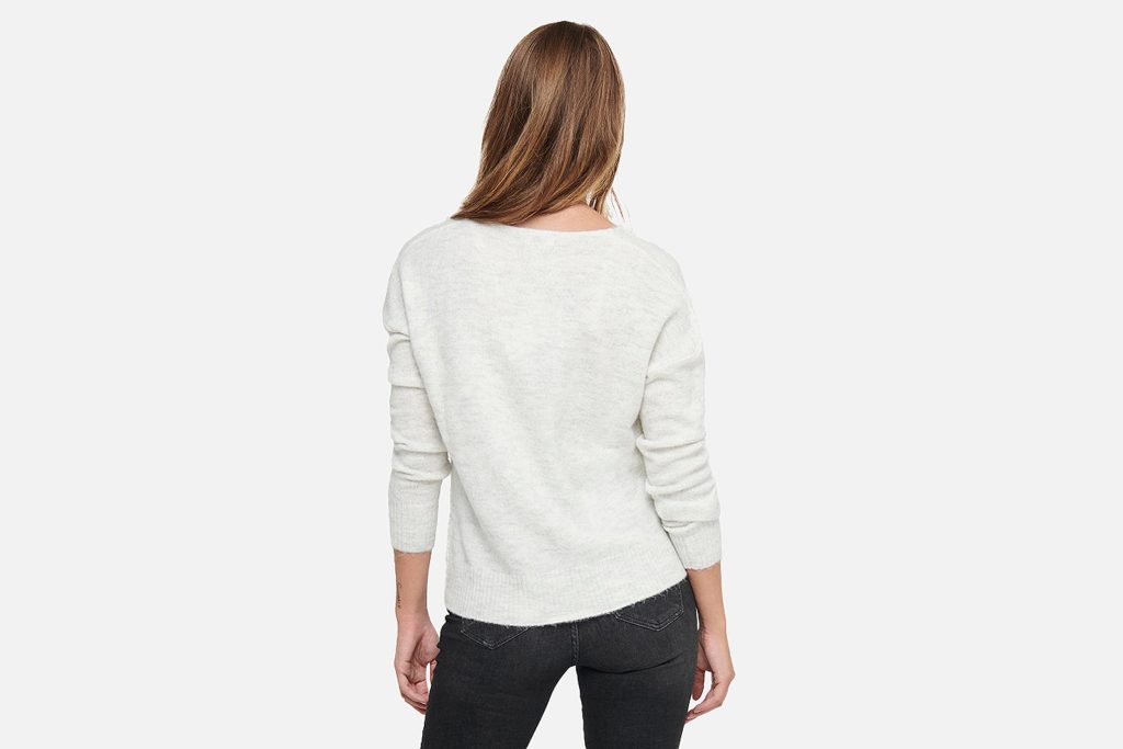 ELANORA VNECK CLOUD DANCER