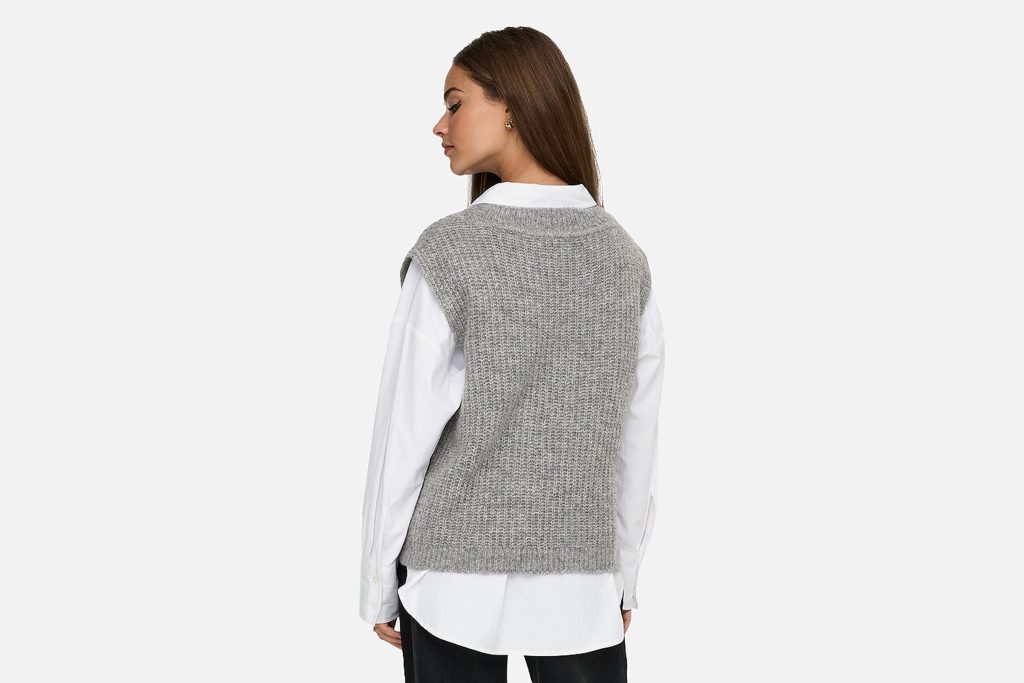 GILA VNECK VEST MED GREY