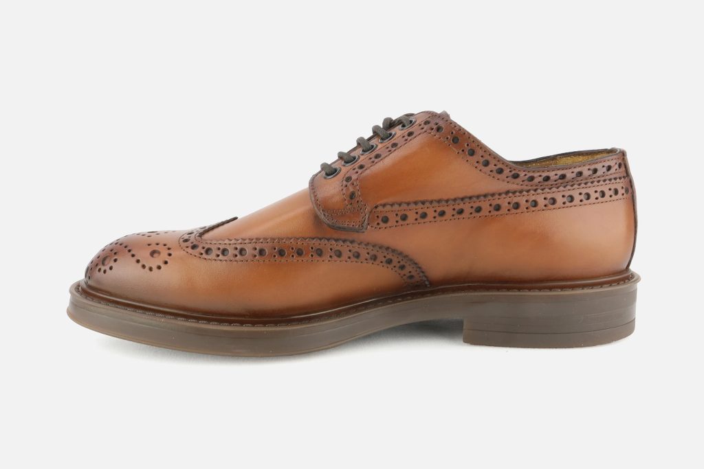 ENRICO DERBY TAN ANTIC