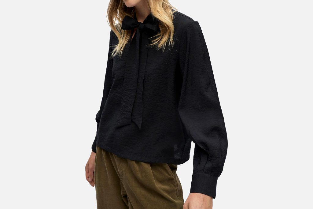 JACIRA BOW SHIRT BLACK