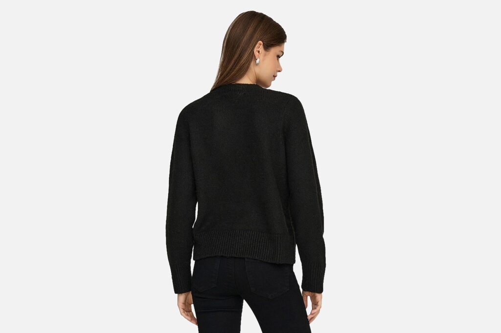 LAUREN BLACK LEO HEART
