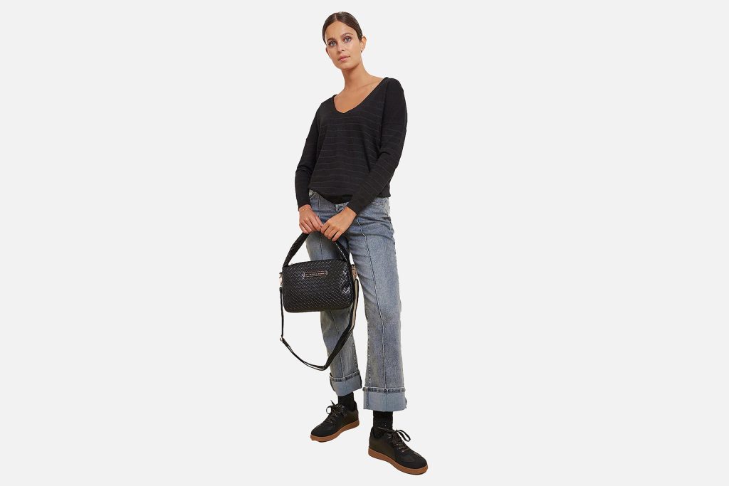 PULL ALYSON NOIR RAYURES