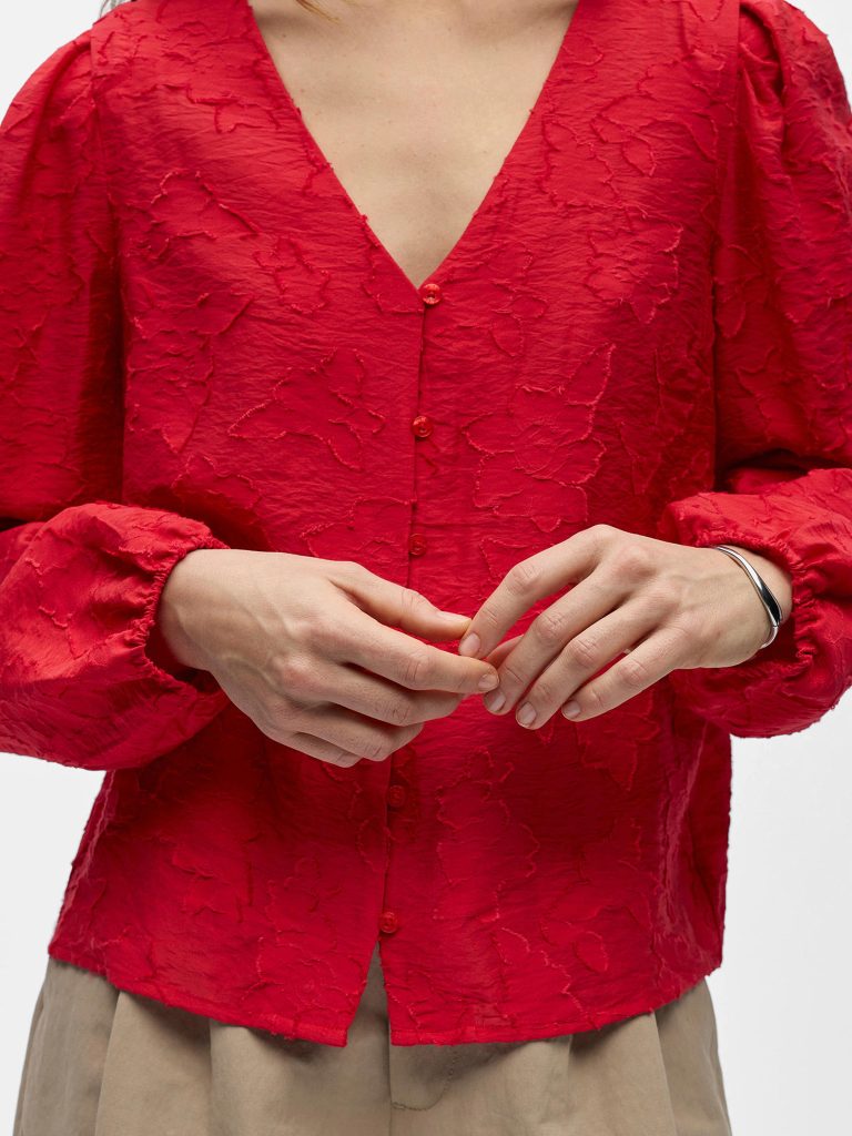 OBJADA SUKI LS RE V NECK POINSETTIA
