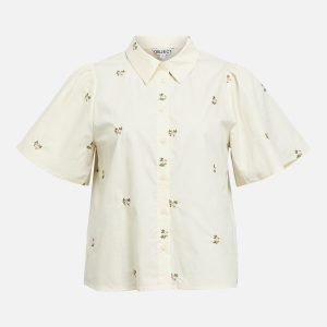 OBJMOLIA SS RE SHIRT CLOUD DANCER EMB FLOWER – Image 1
