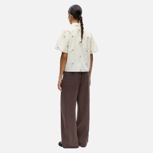 OBJMOLIA SS RE SHIRT CLOUD DANCER EMB FLOWER – Image 3