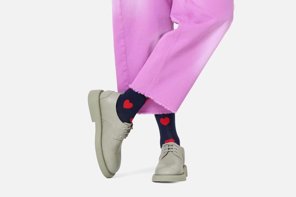 HEART SOCKS RED BLACK