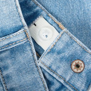 NMFROSE WIDE EMB JEANS LIGHT BLUE DENIM MULTI – Image 3