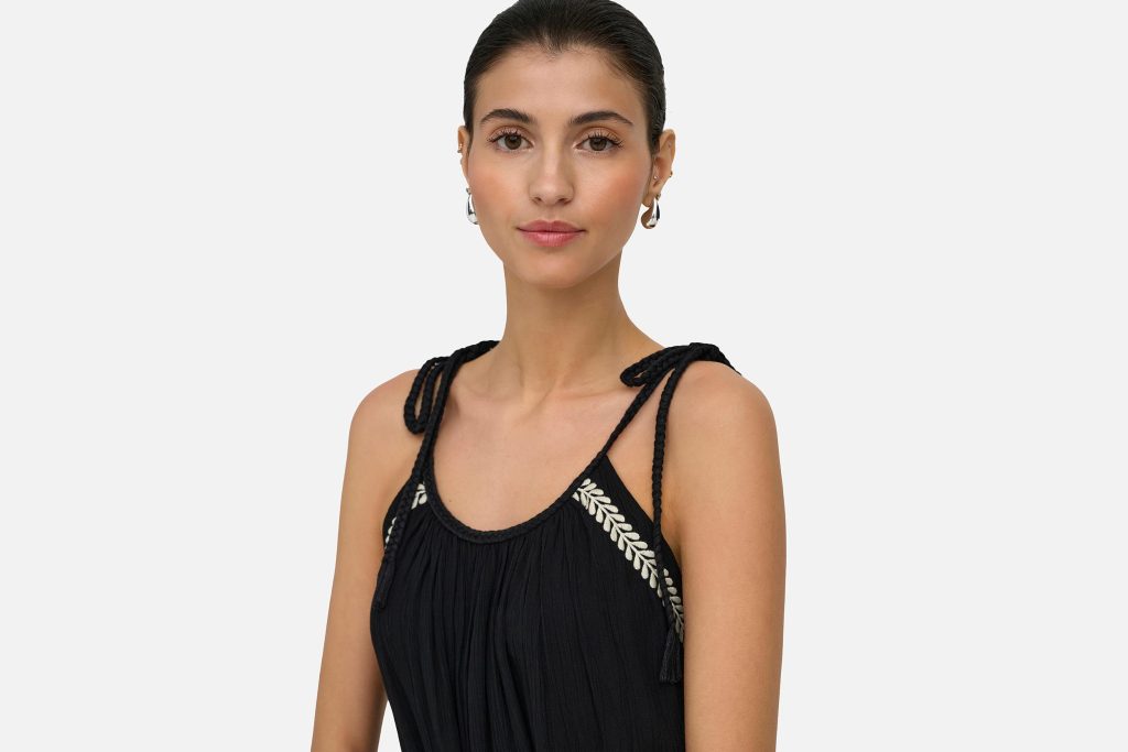 JDYLIVA LIFE STRAP MAXI DRESS BLACK WHITE EMB
