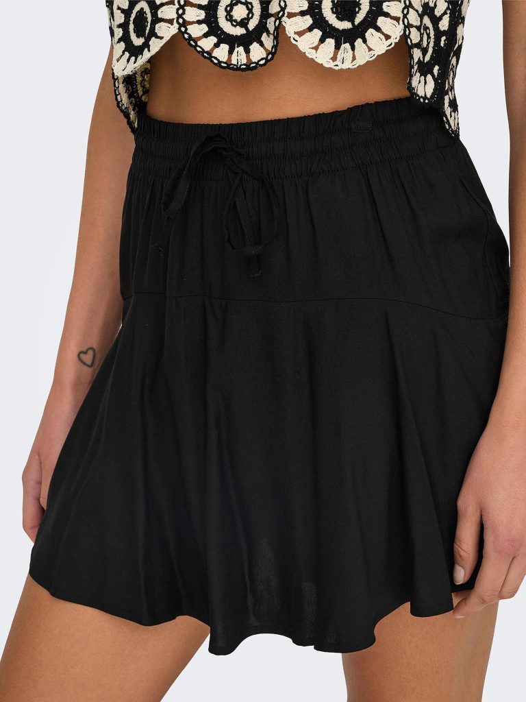 ONLNALA SKORT WVN BLACK