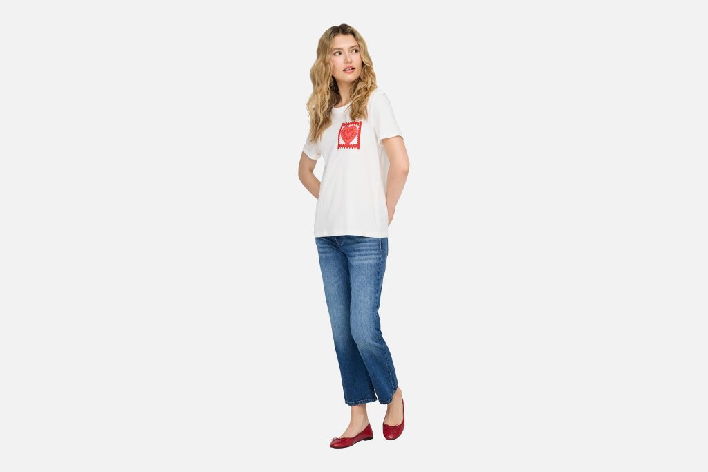 LUMA REG TEE CLOUD DANCER HEART