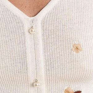 PULL MOLLY MANCHES COURTES FLOWERS ECRU - Image 3