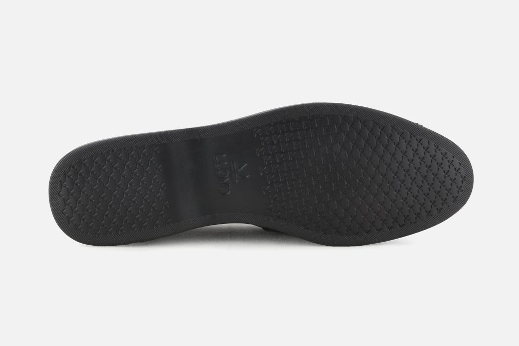 N STRIDE 240 LACK BLACK