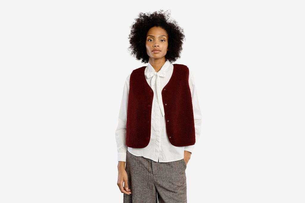 VEST LILI SM IMITATION MOUTON DARK RED