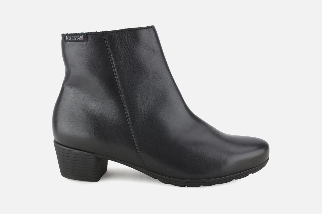 IOLA BLACK RC