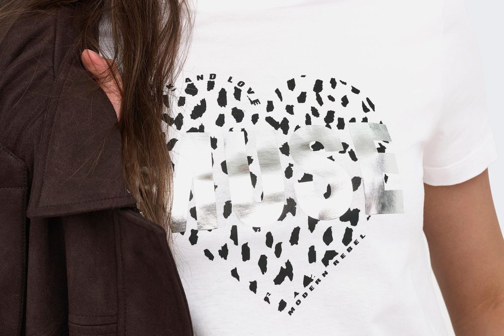 ONLKITA SS TEE JRS NOOS BRIGHT WHITE MUSE HEART