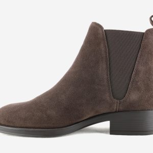 AMADO BROWN - Image 3