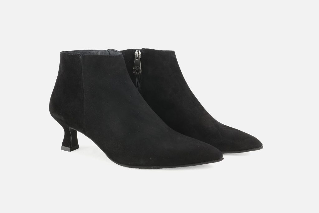 FAMOUS LOW BOOT DAIM NOIR
