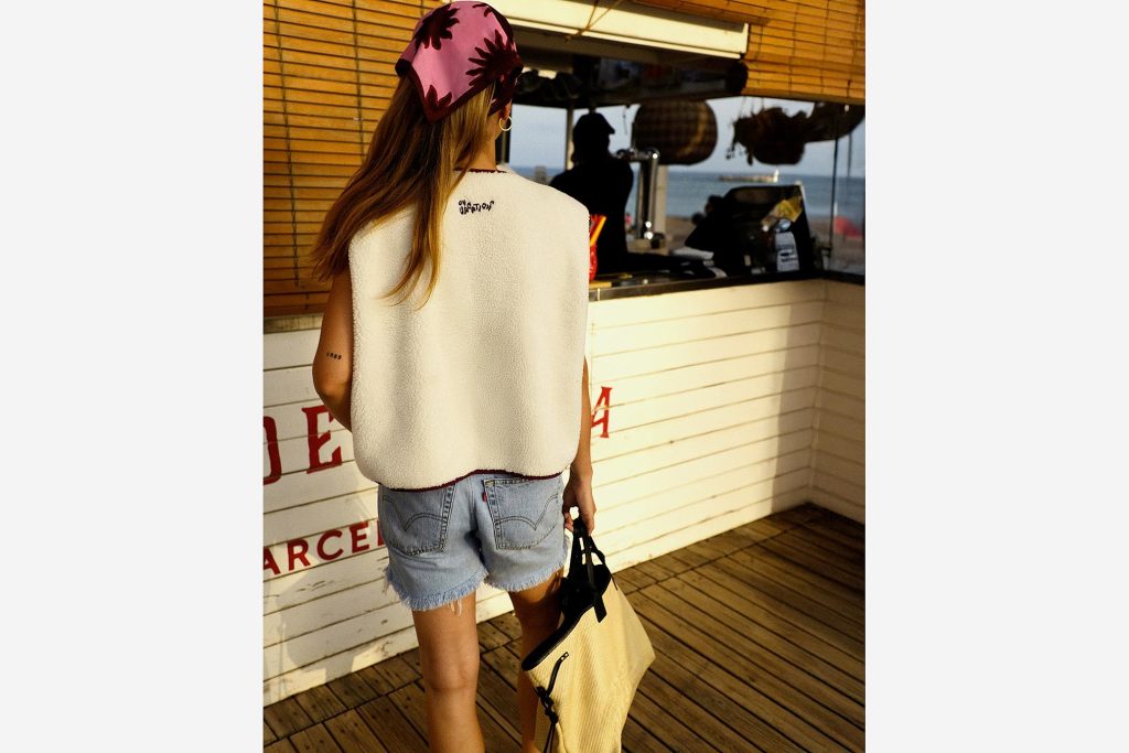 WANDERLUST FLEECE VEST BEIGE