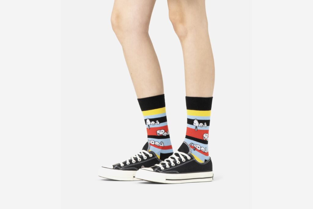 PEANUTS SNOOPY STRIPE SOCK BLACK