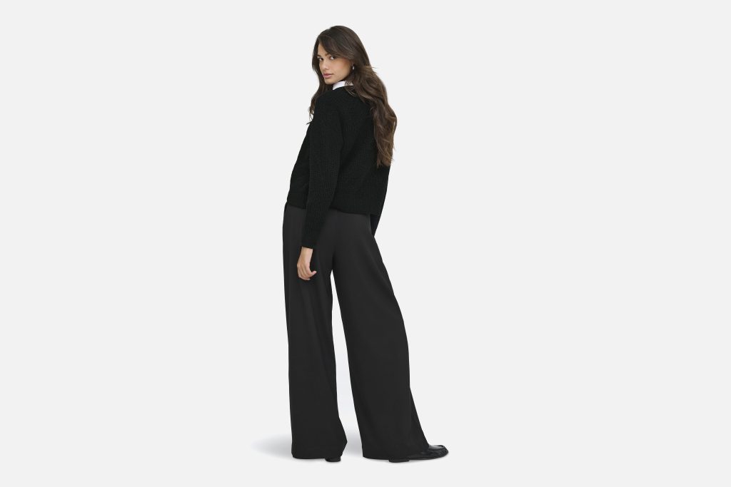 ONLSLOBE LS GLITTER ONECK BLACK