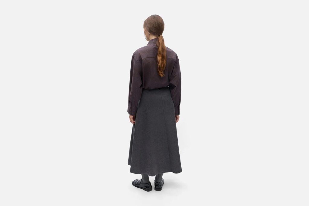 OBJKAVIN ASHAPE MIDI SKIRT DARK GREY