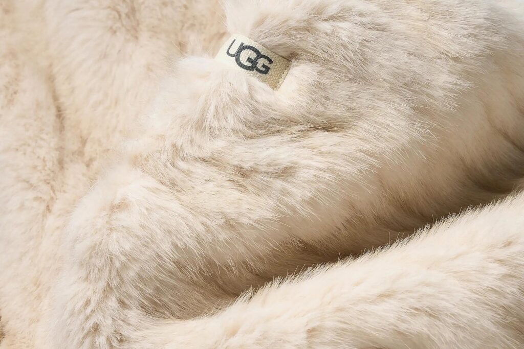 LEGWARMER UGG ISMAY CREAM