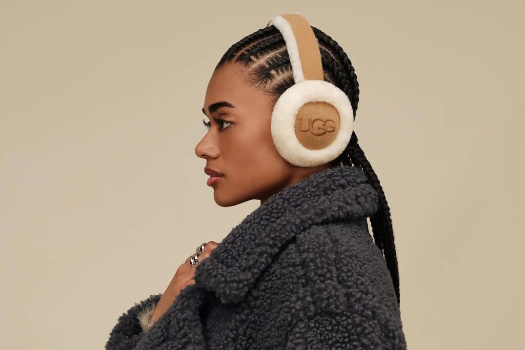 EARMUFF UGG SHEEPSKIN CHESTNUT